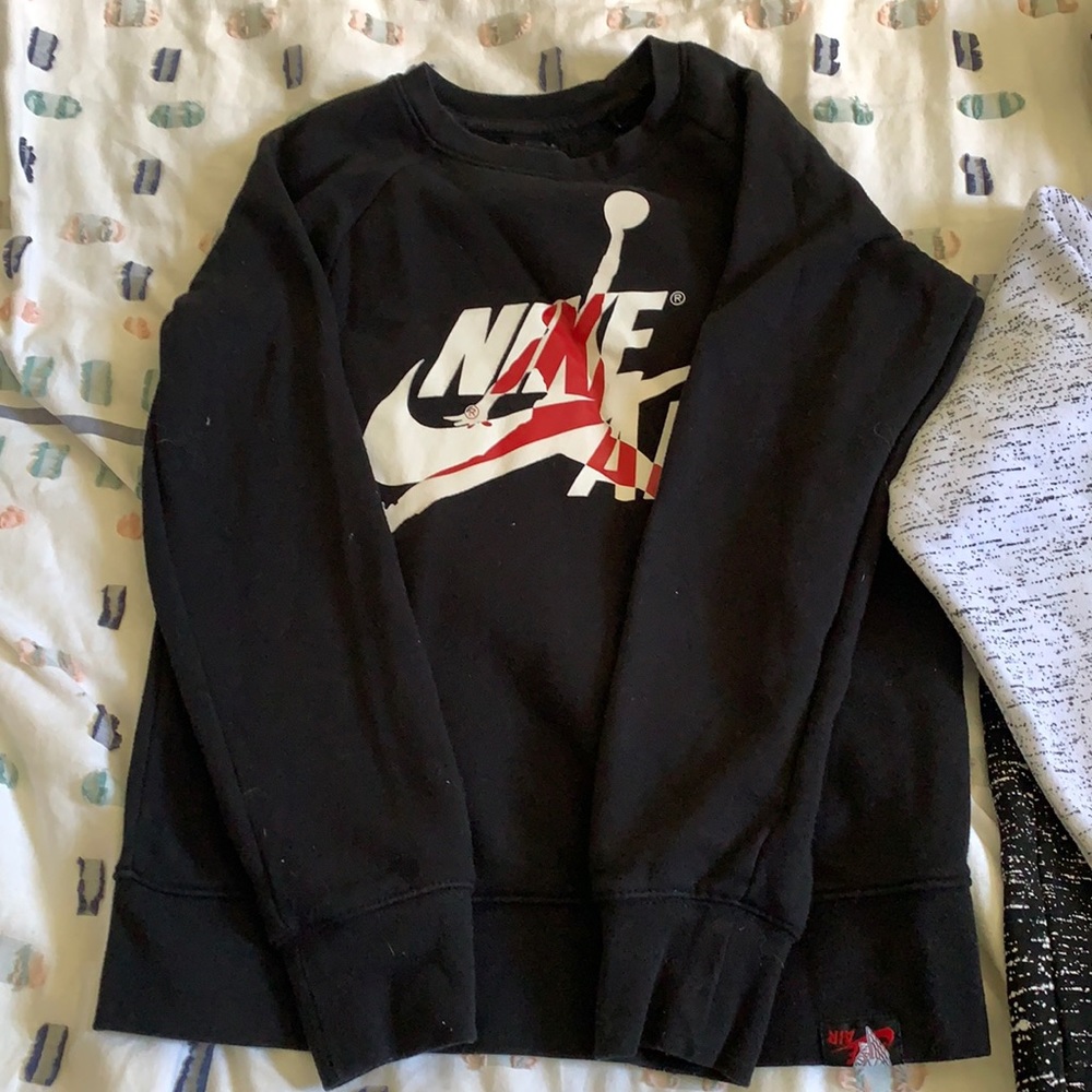 Hoodie and sweatshirt